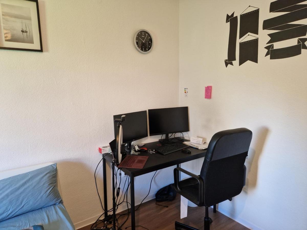 Joshua Abbey Homestay Frankfurt am Main